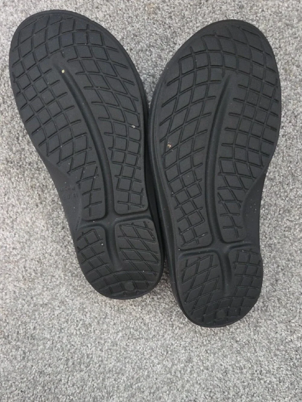 OOFOS Men's Black Slide Sandals